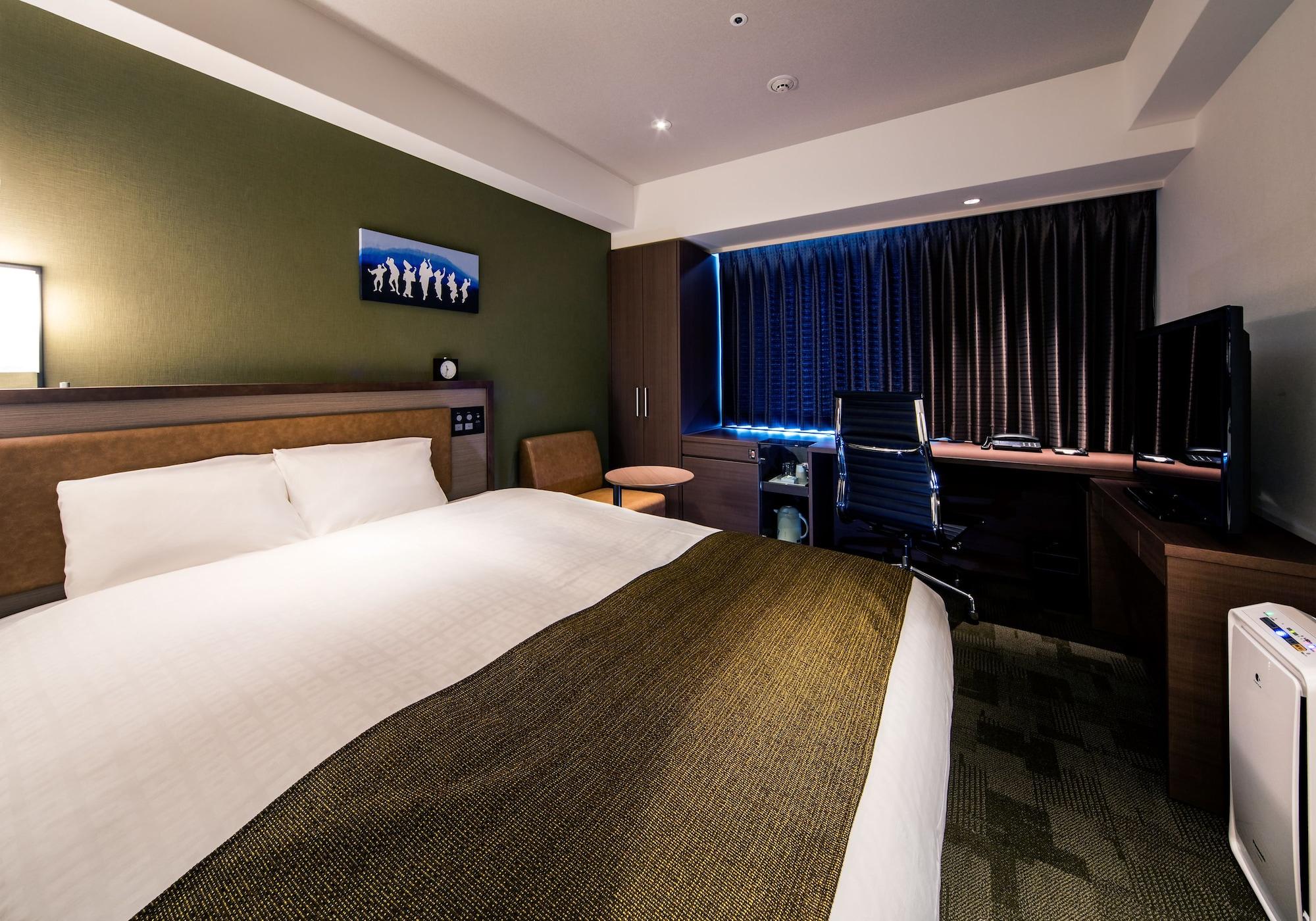 Daiwa Roynet Hotel Tokushima Ekimae Экстерьер фото
