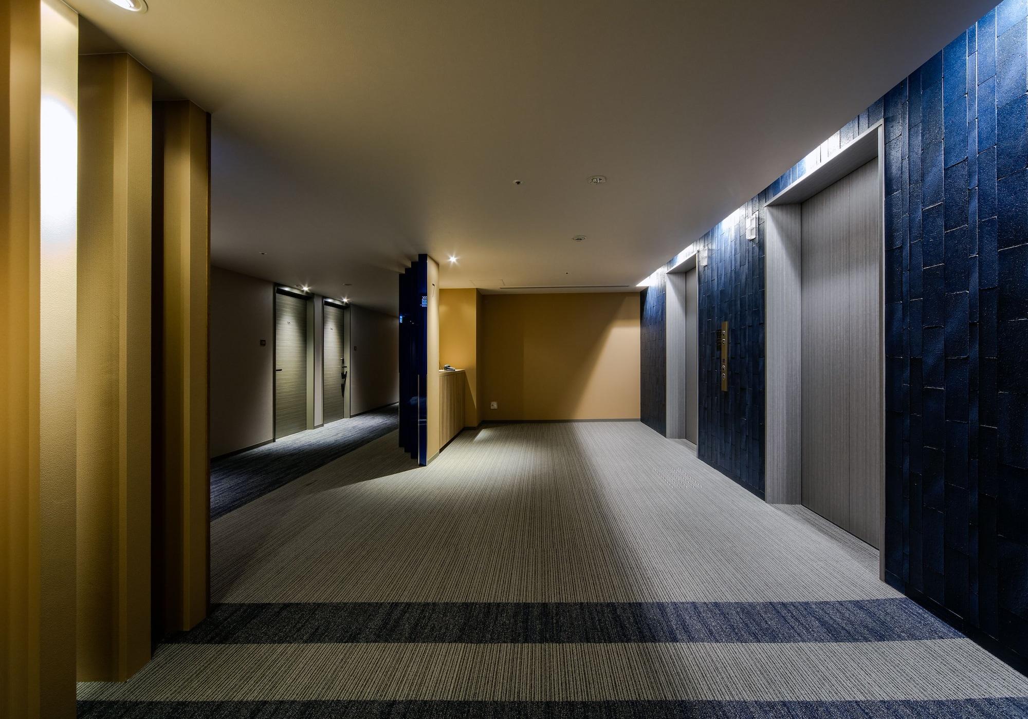 Daiwa Roynet Hotel Tokushima Ekimae Экстерьер фото