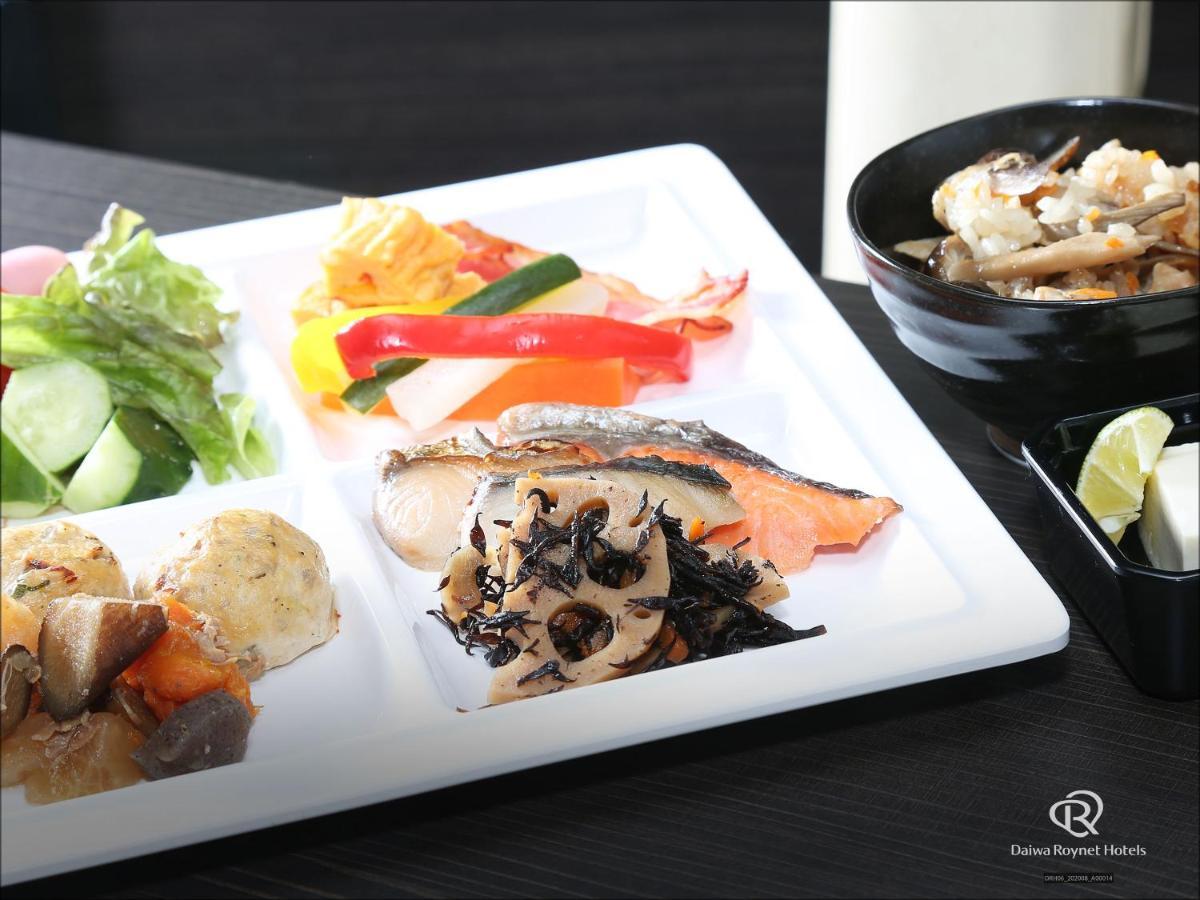 Daiwa Roynet Hotel Tokushima Ekimae Экстерьер фото