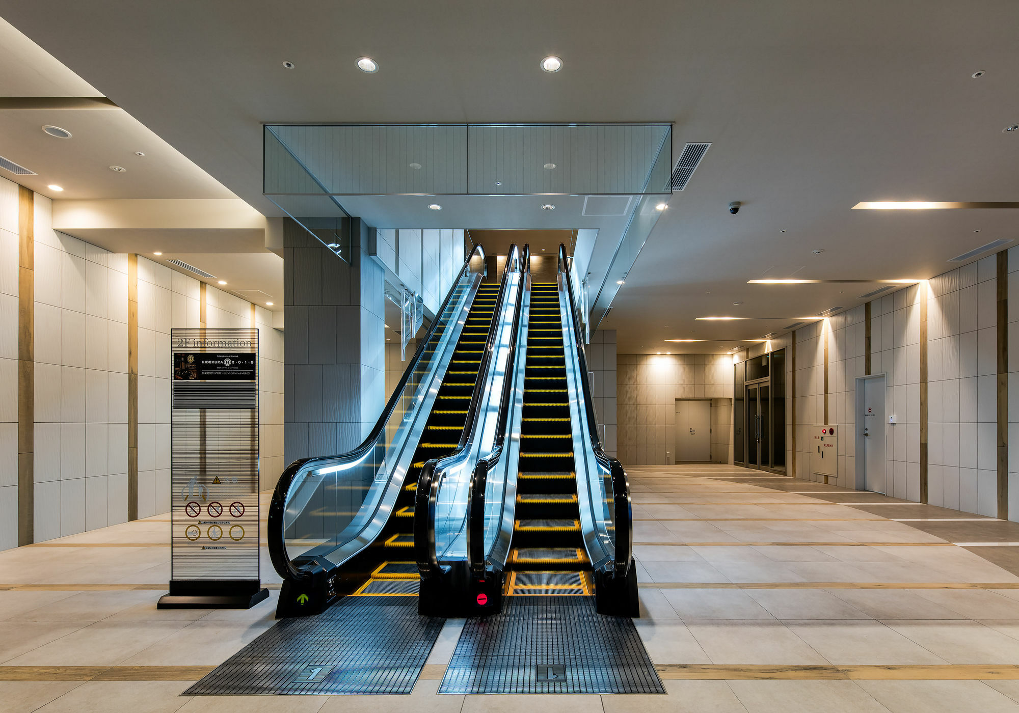 Daiwa Roynet Hotel Tokushima Ekimae Экстерьер фото